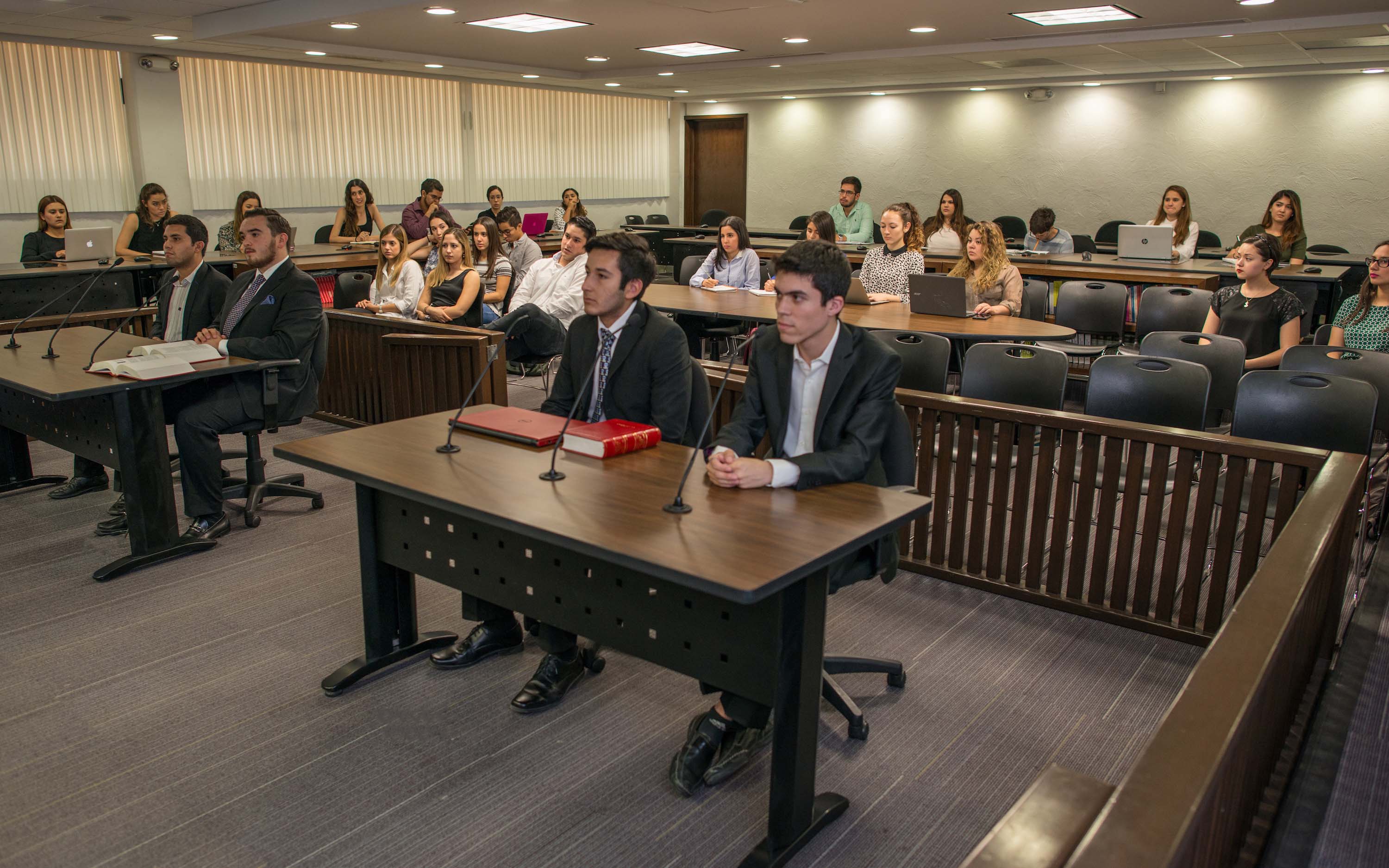 Sala de Juicios Orales UDEM