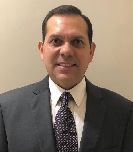 Lic. Reynaldo C. Gómez Leyja