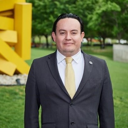 Dr. Alfredo Salinas Noyola