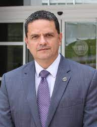 Dr. Osmar E. Arandia Pérez