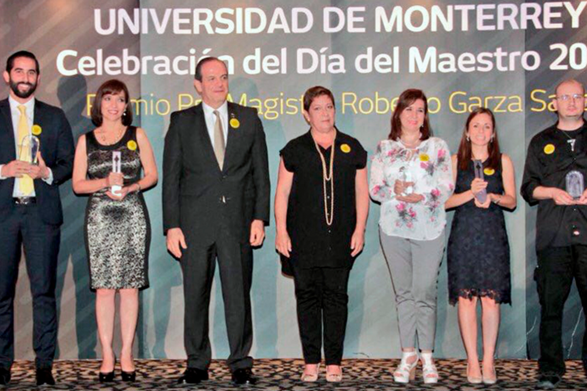 Ganadores del Premio Pro Magistro Roberto Garza Sada 2015