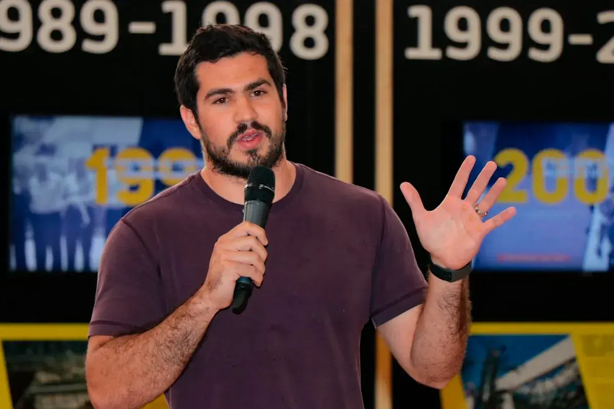 Cuenta sus fracasos y éxitos como emprendedor