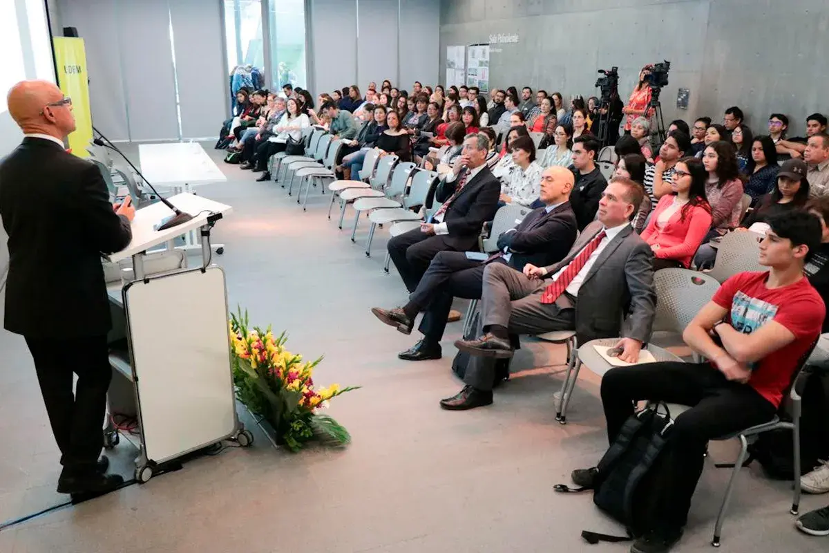 Promueven criterios dinámicos en la clasificación de trastornos mentales