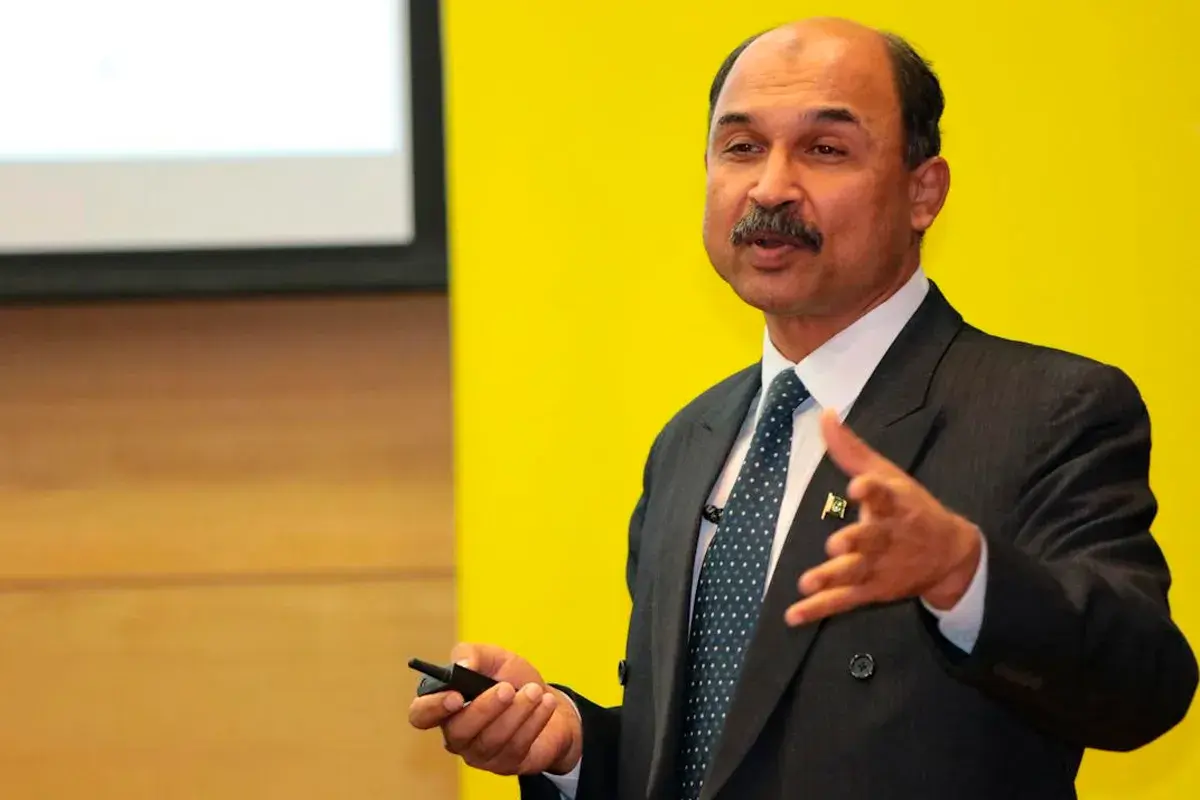 Queremos abrir Pakistán al mundo