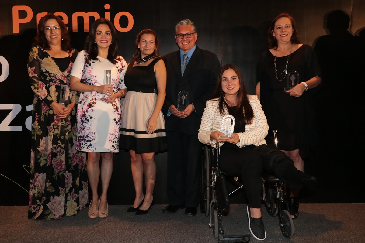 Ganadores del Premio Pro Magistro Roberto Garza Sada 2018