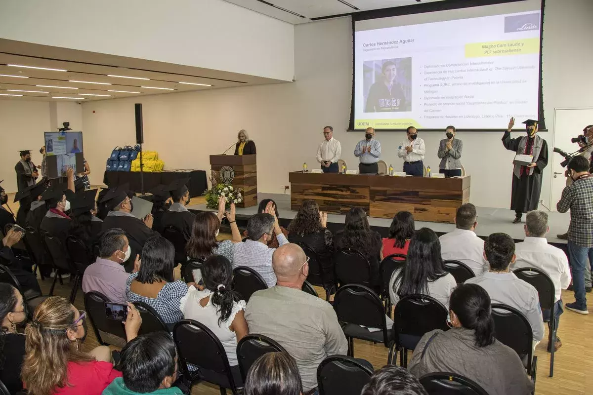 Archivo UDEM