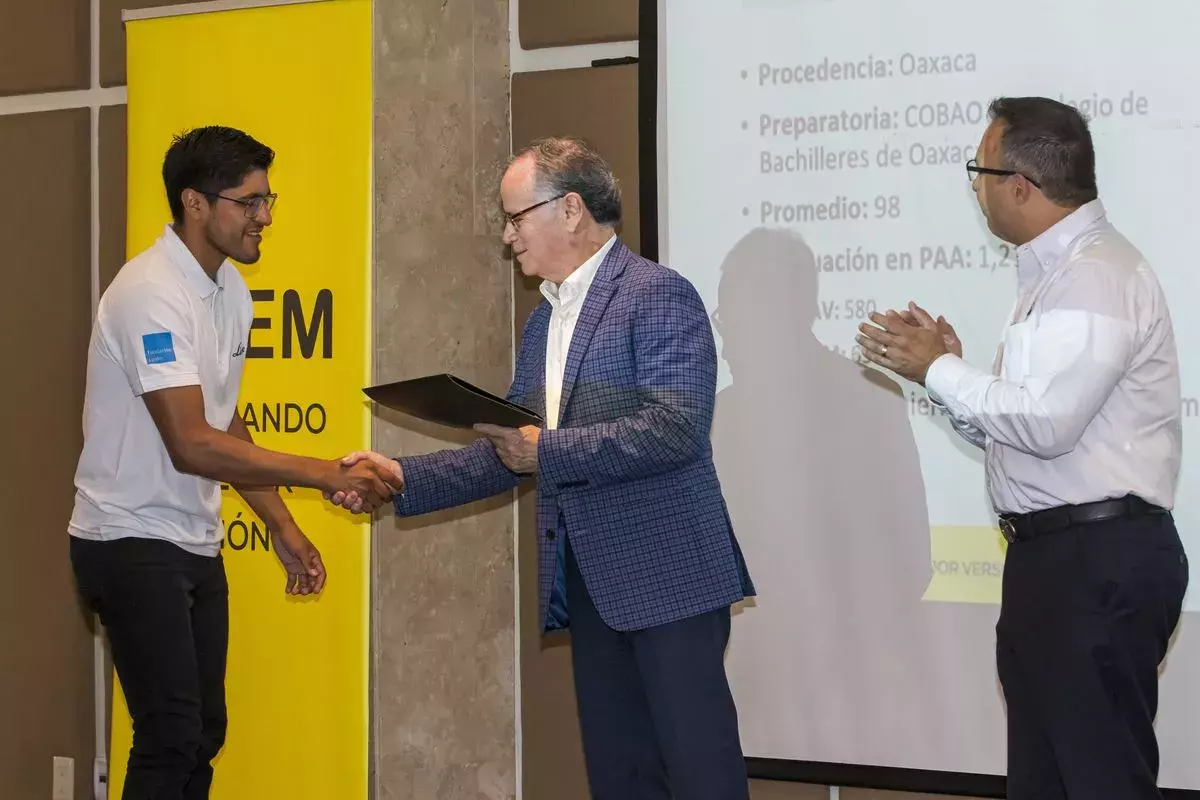 Archivo UDEM