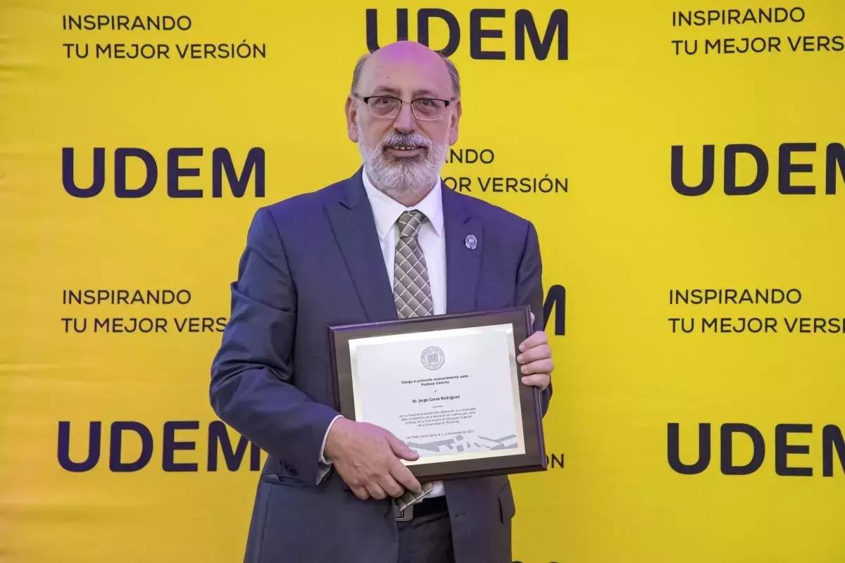 Archivo UDEM