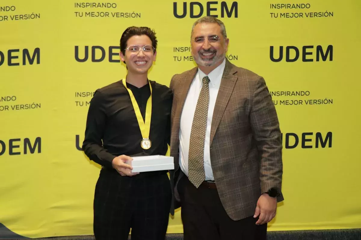 Archivo UDEM