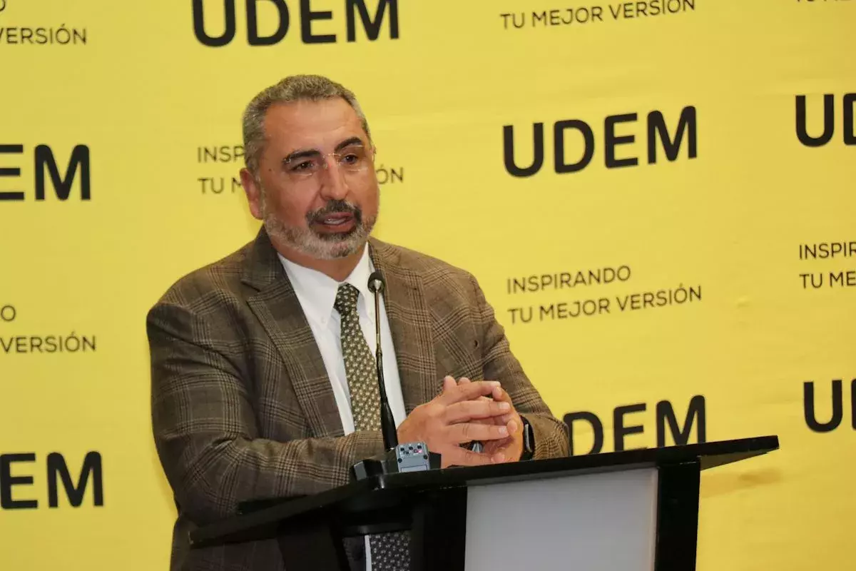 Archivo UDEM
