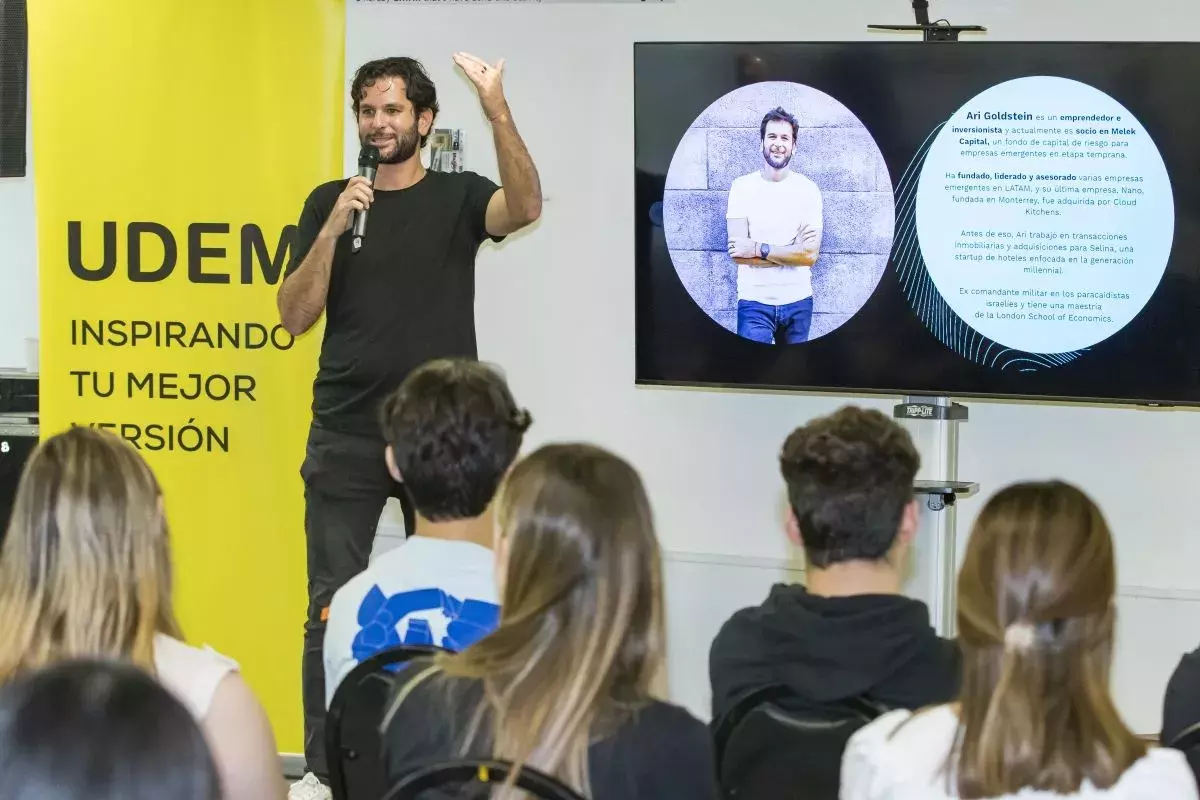 Archivo UDEM