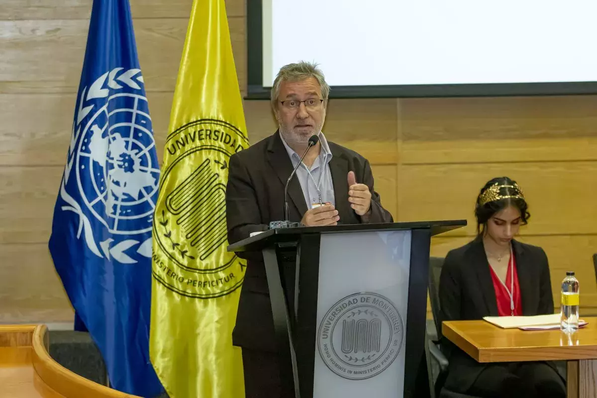 Archivo UDEM