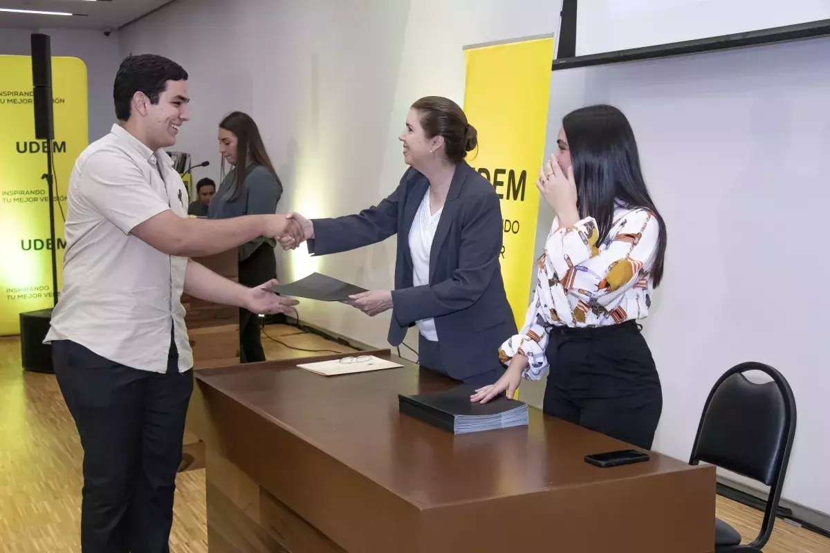 Archivo UDEM