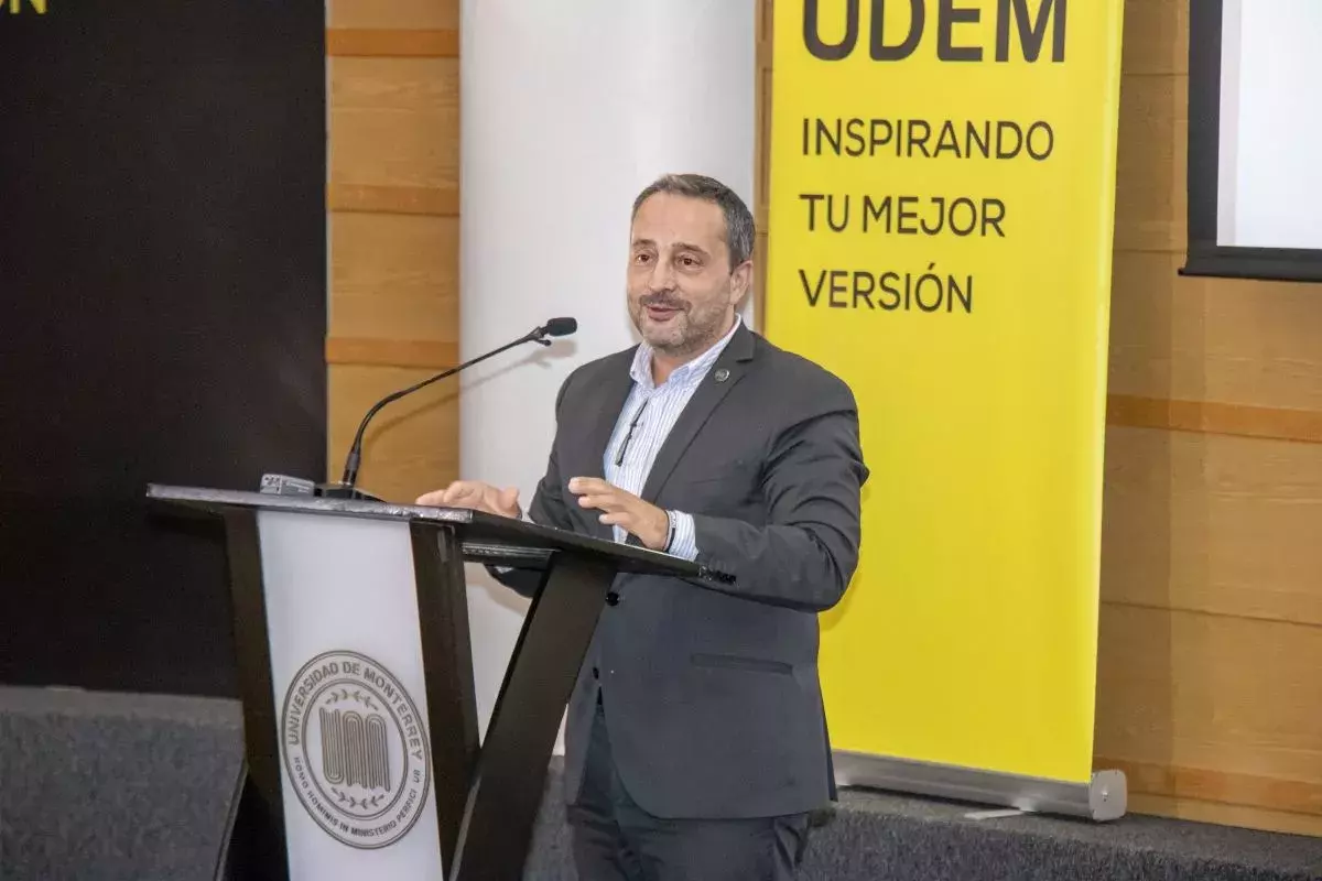 Archivo UDEM