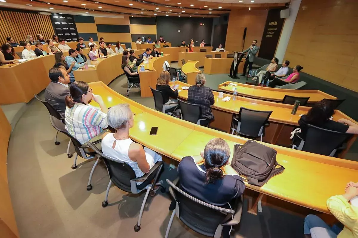 Archivo UDEM