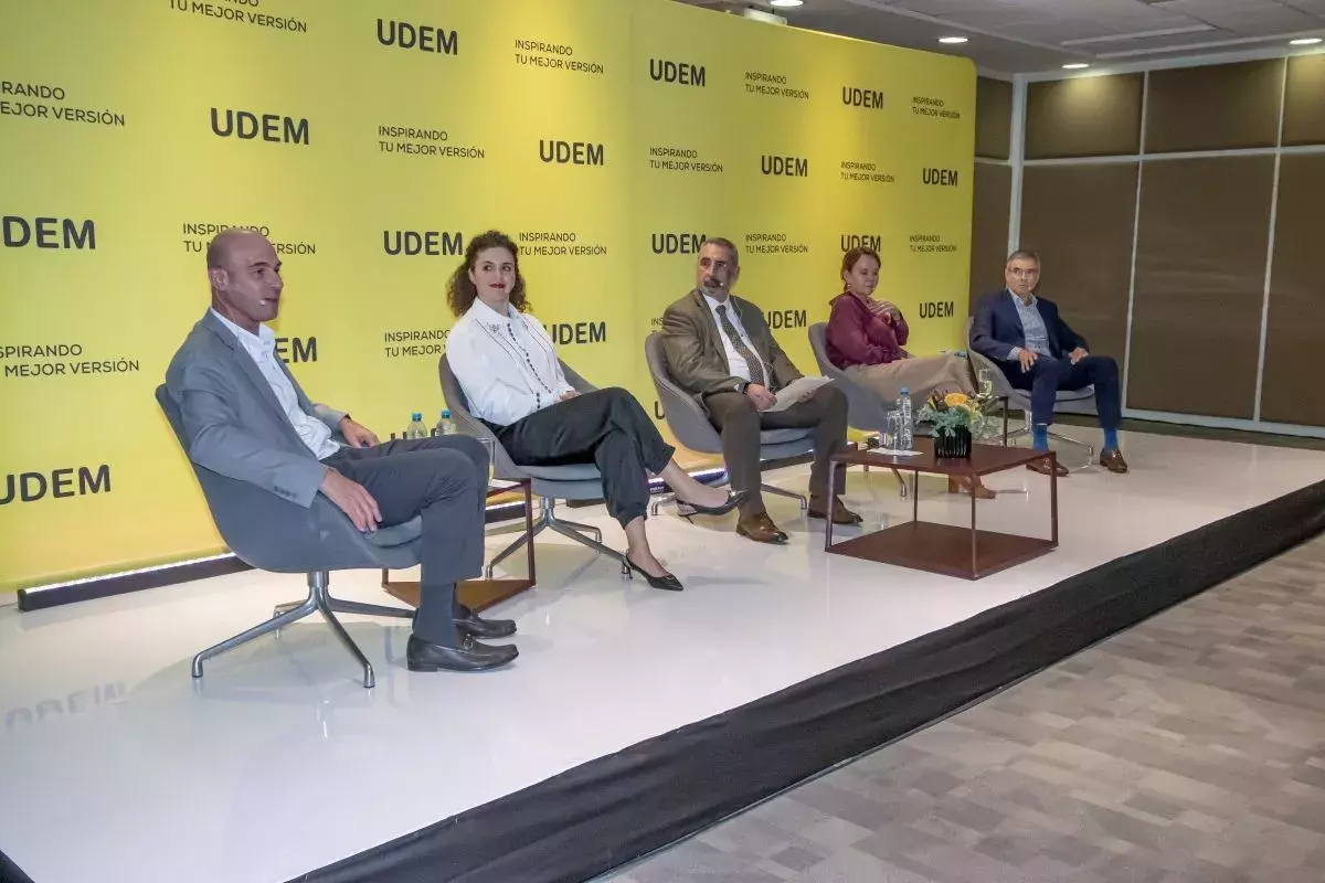 Archivo UDEM