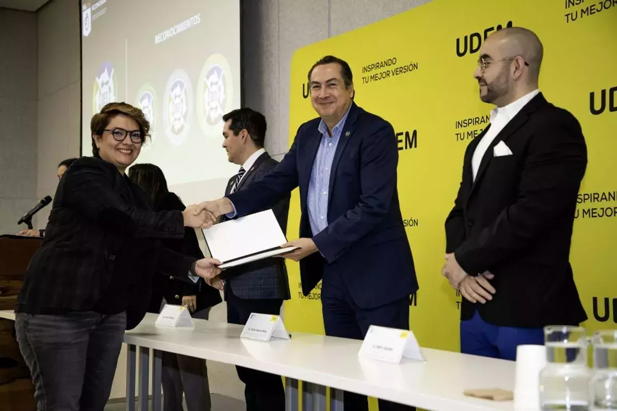 Archivo UDEM