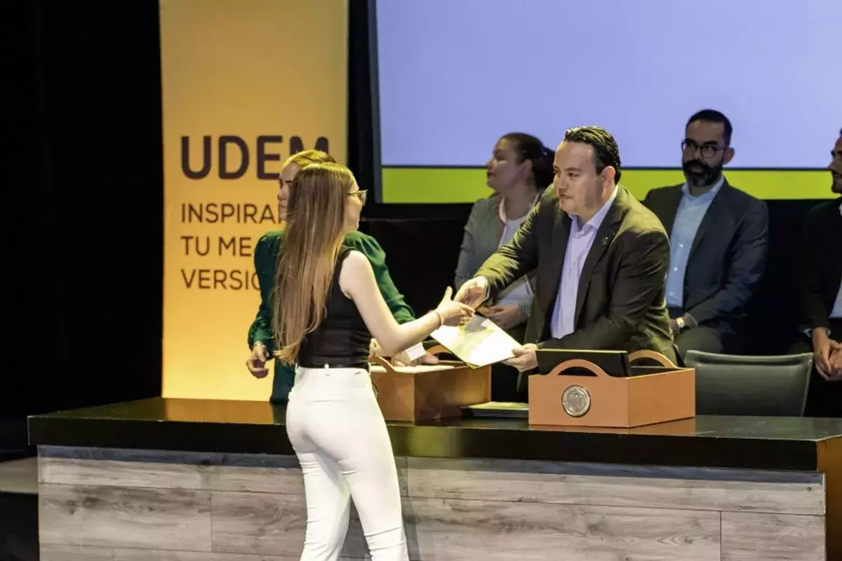 Archivo UDEM