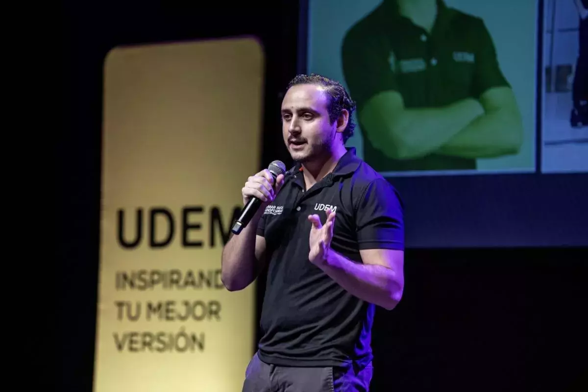 Archivo UDEM