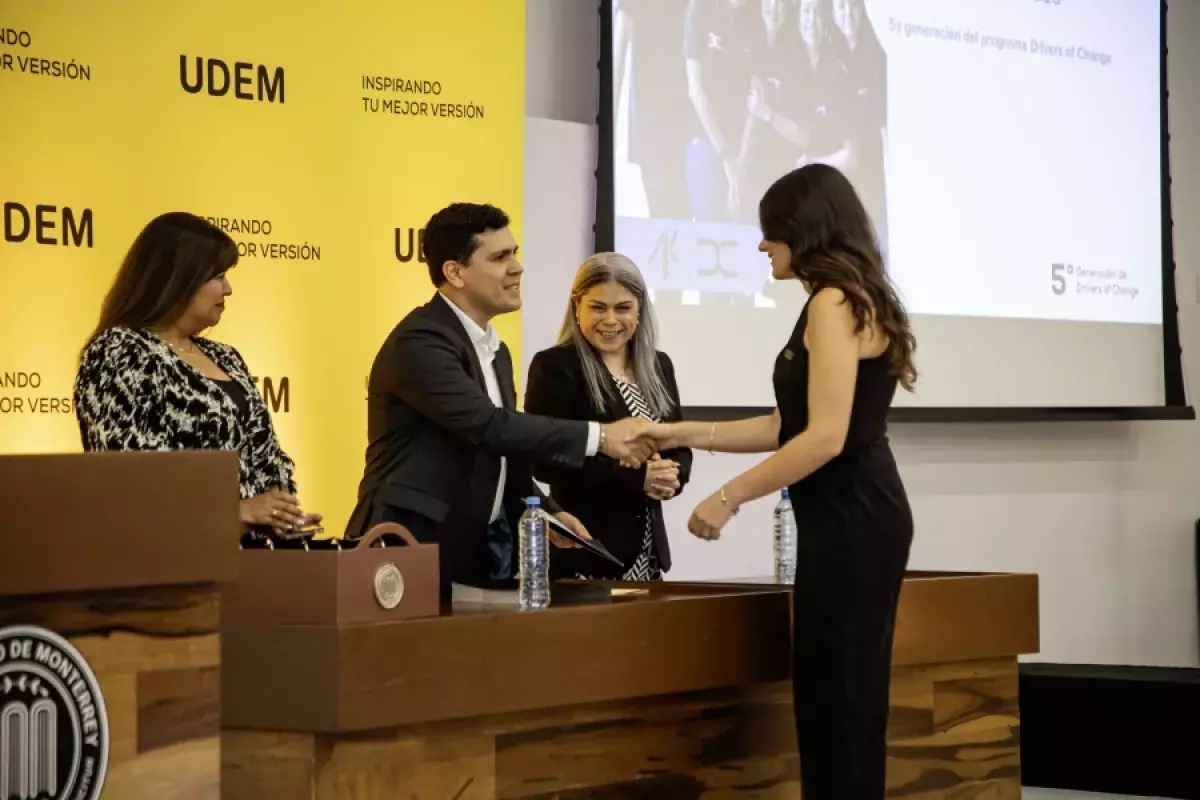 Archivo UDEM