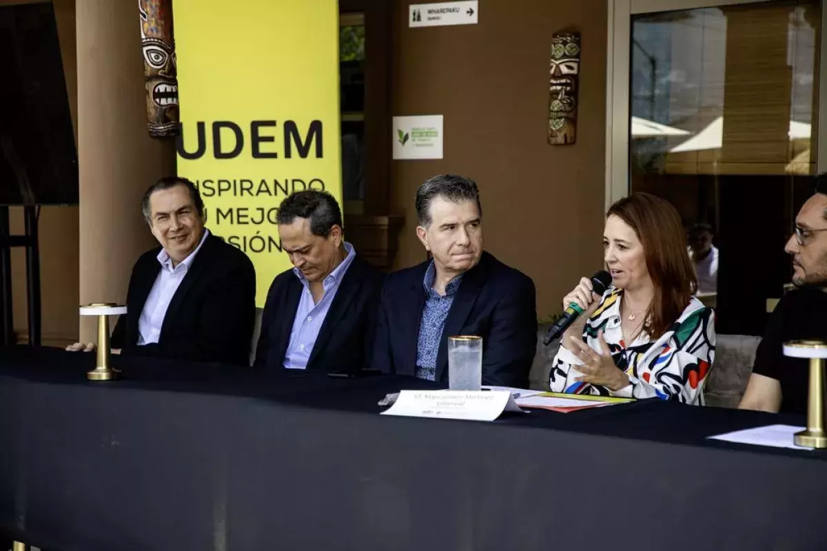 Archivo UDEM