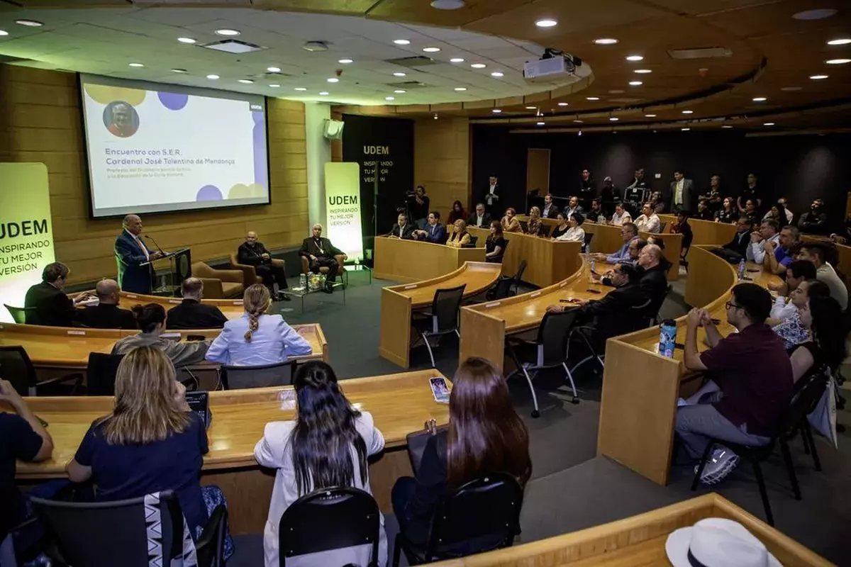 Archivo UDEM