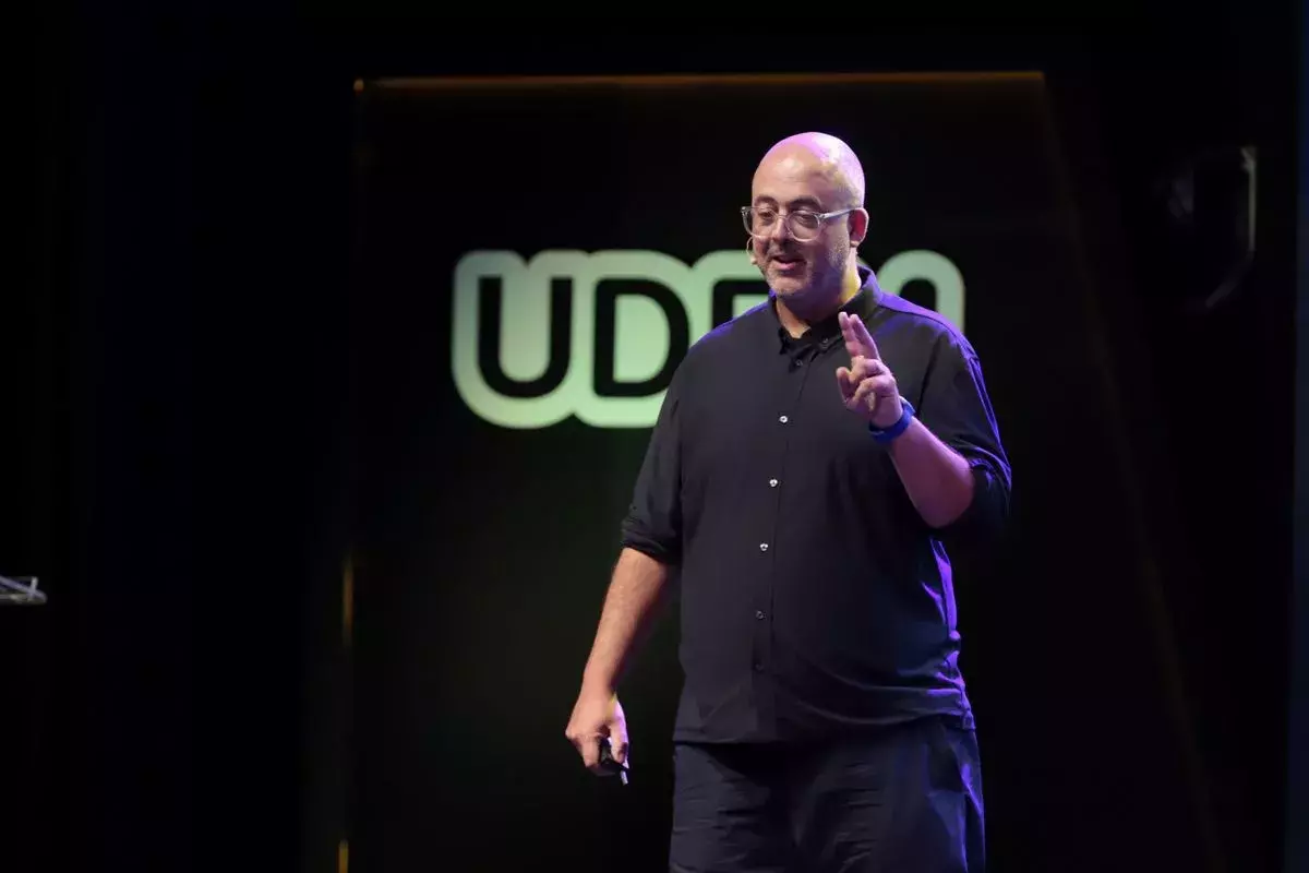 Archivo UDEM