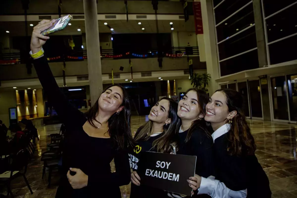 Archivo UDEM