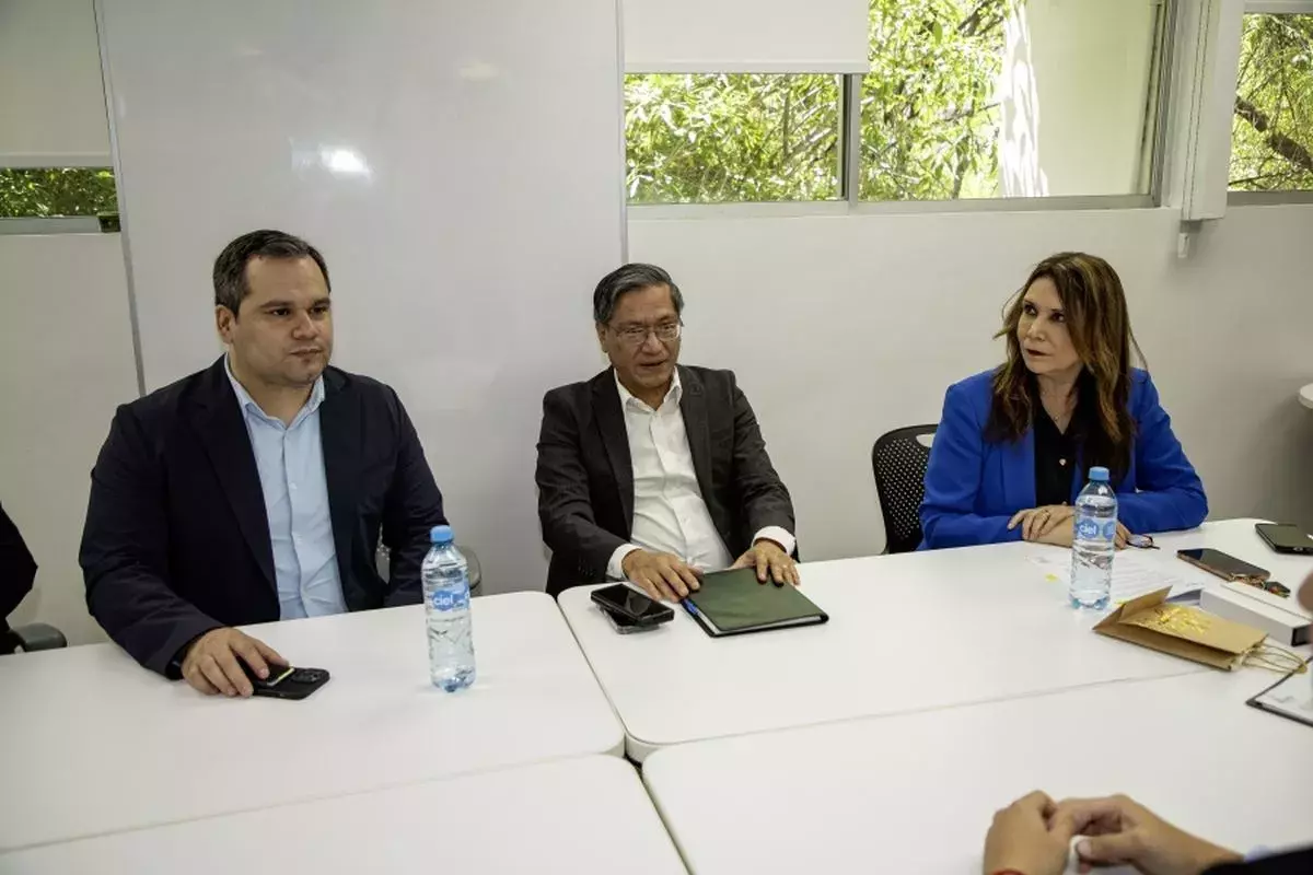 Archivo UDEM