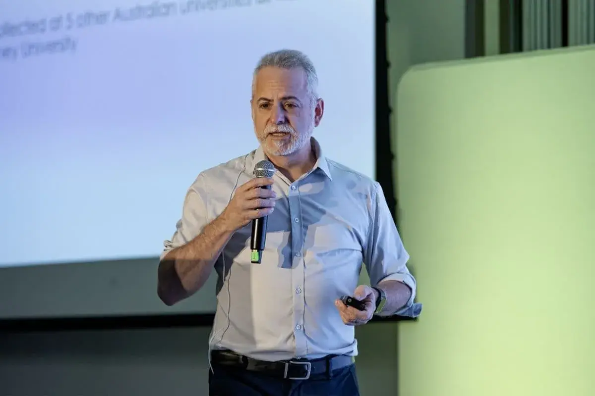 Archivo UDEM
