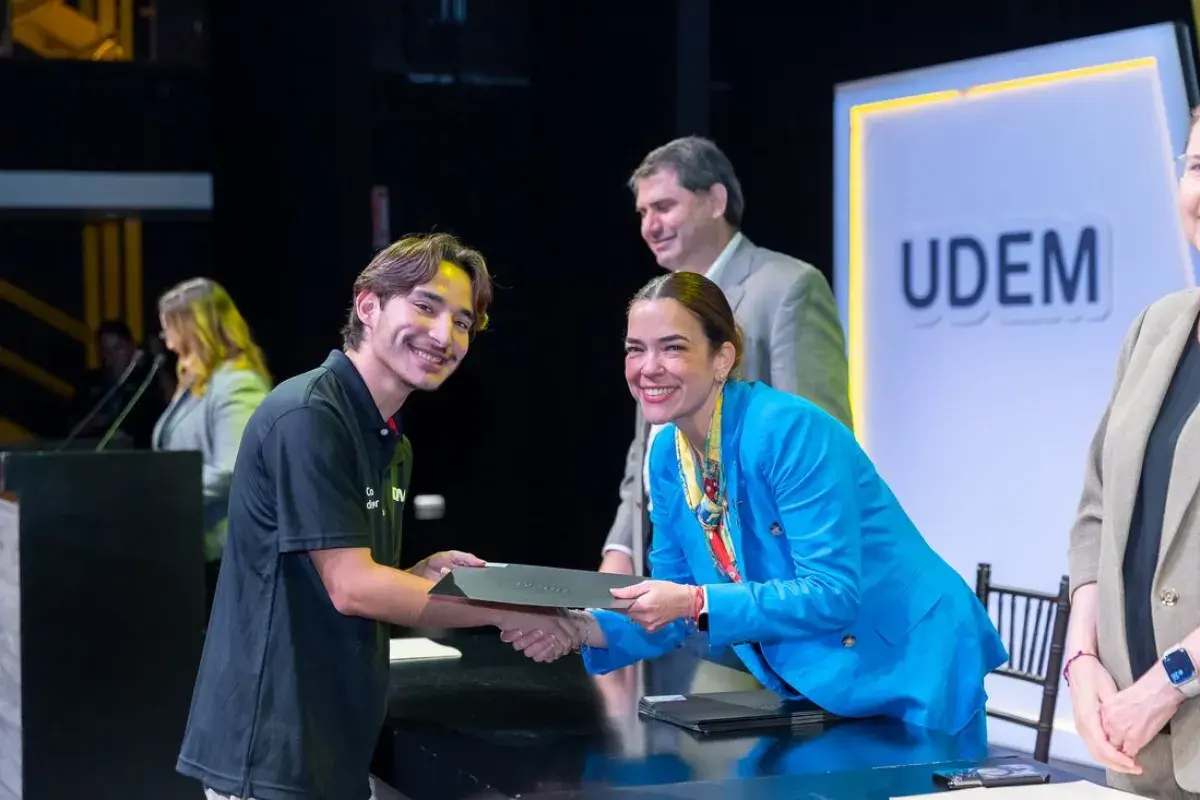 Archivo UDEM