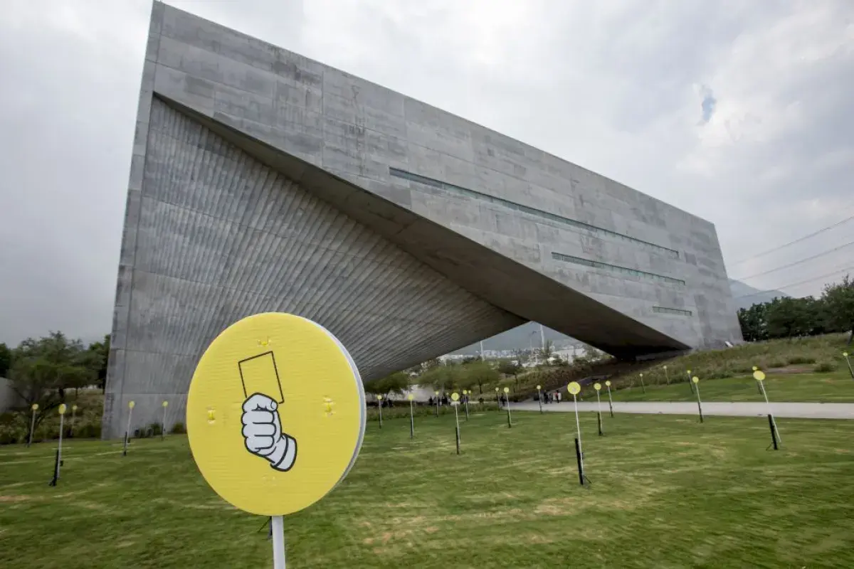 Archivo UDEM
