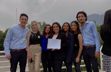 Archivo UDEM
