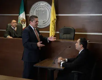 derecho-y-ciencias-sociales-especialidad-en-juicios-orales-hero