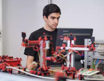 Ingeniería en Mecatrónica UDEM