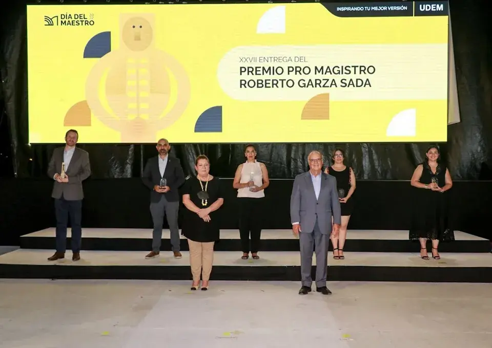 Ganadores del Premio Pro Magistro Roberto Garza Sada 2021
