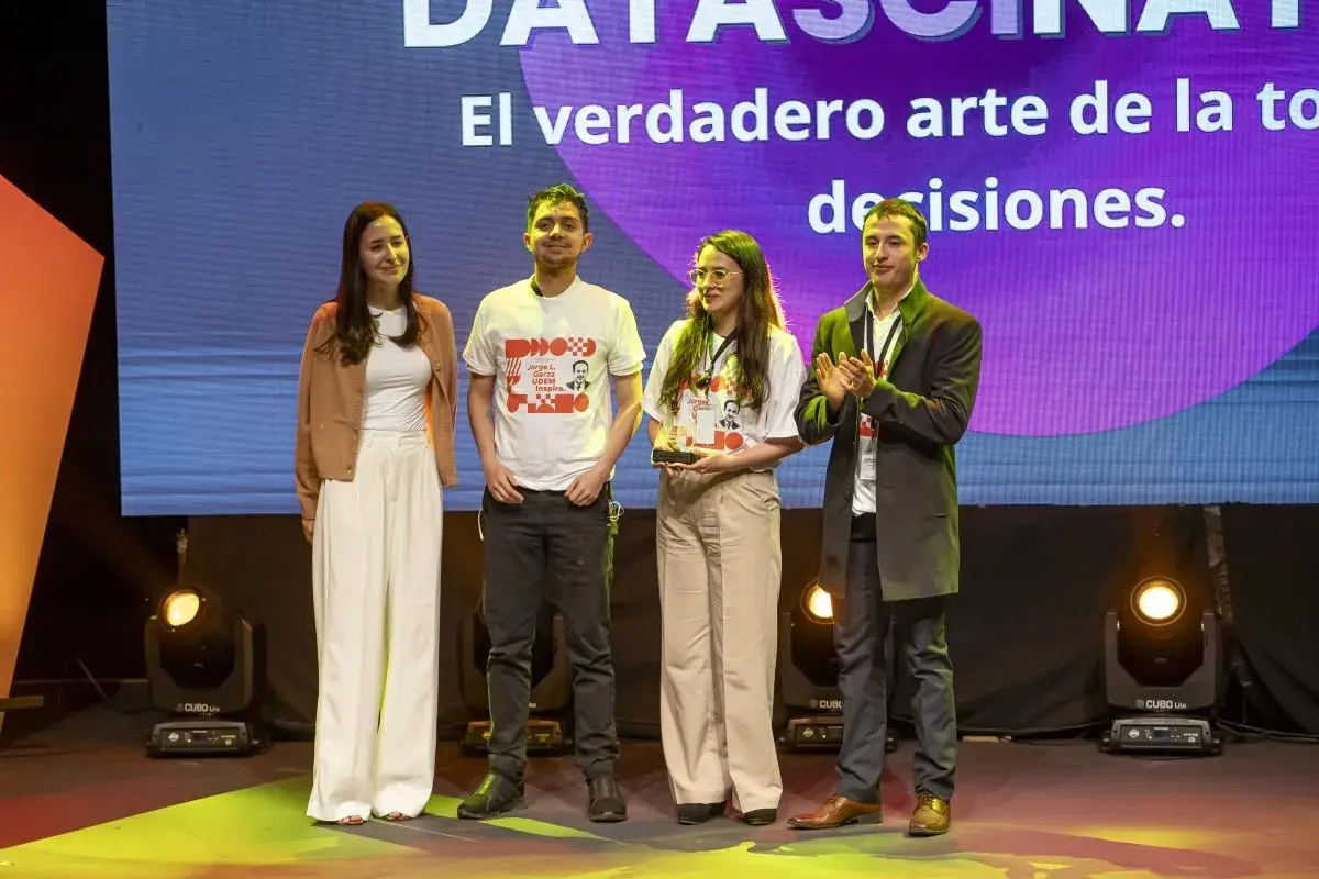 Archivo UDEM