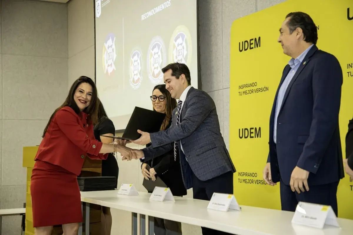 Archivo UDEM