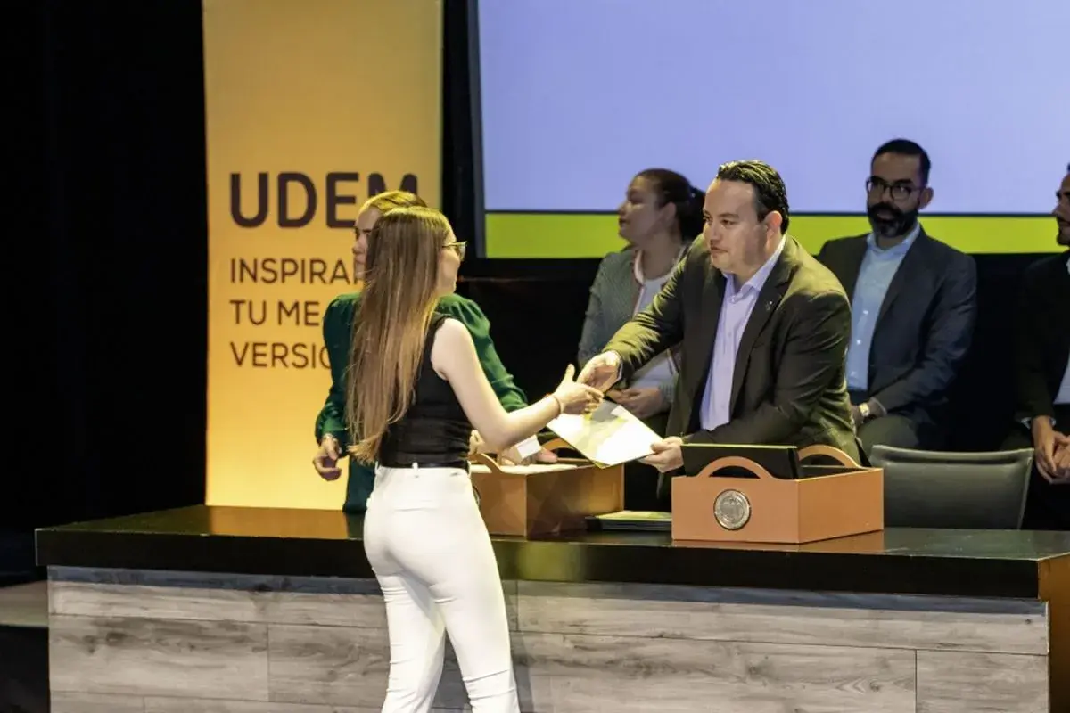 Archivo UDEM
