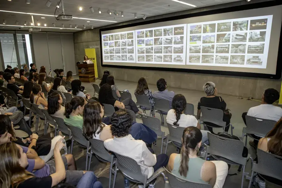 Archivo UDEM