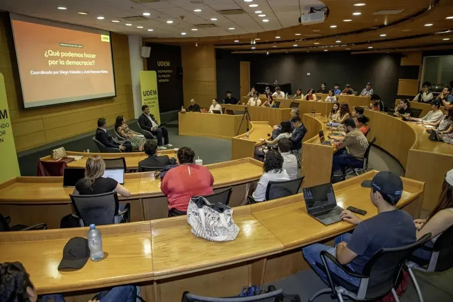 Archivo UDEM