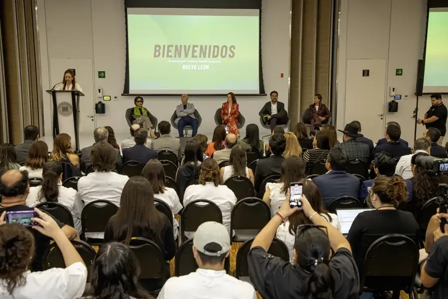 Archivo UDEM