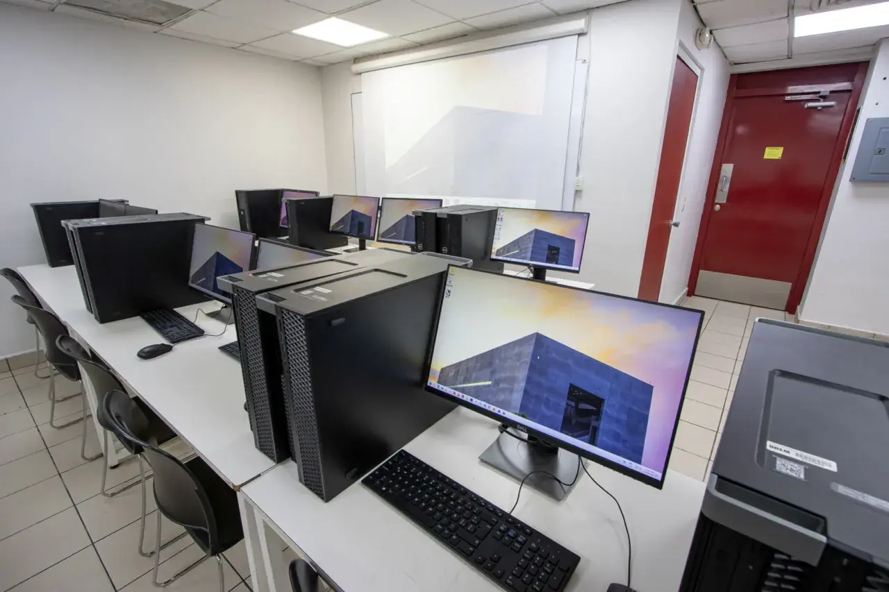 Laboratorios de Cómputo (Ingeniería)