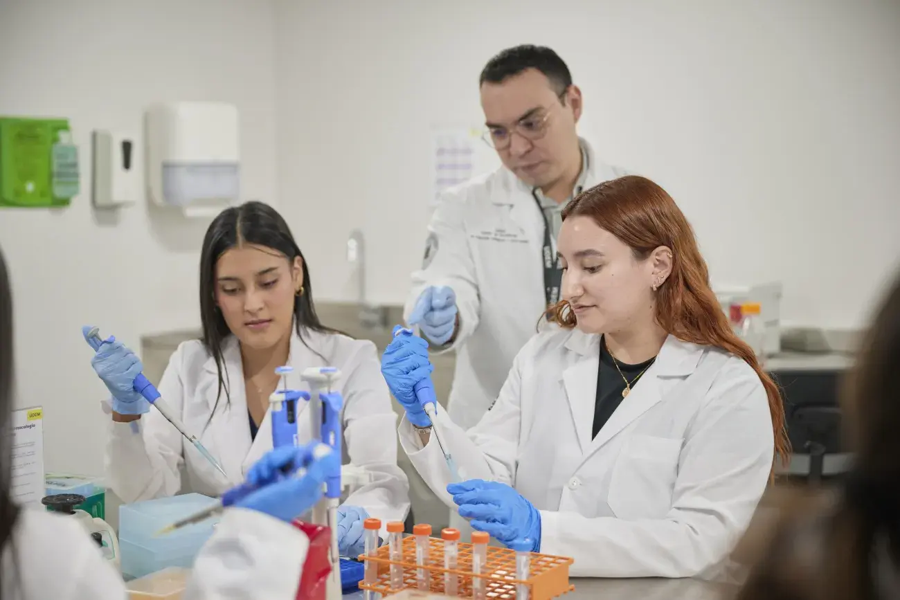 Alumnos de farmacología