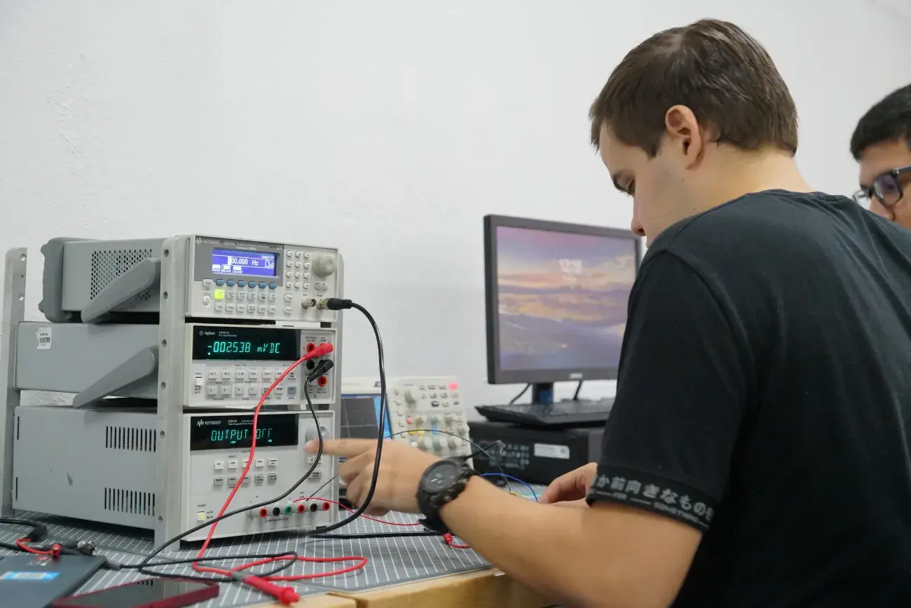 Laboratorio de Electrónica