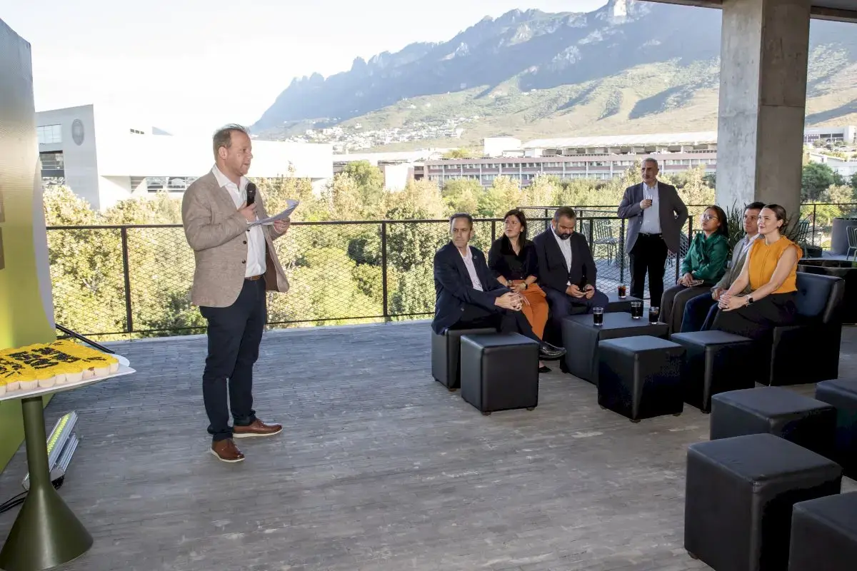 Archivo UDEM