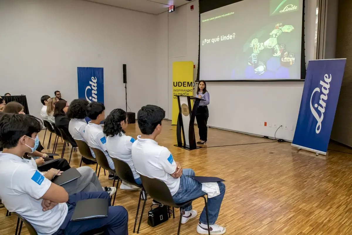 Archivo UDEM