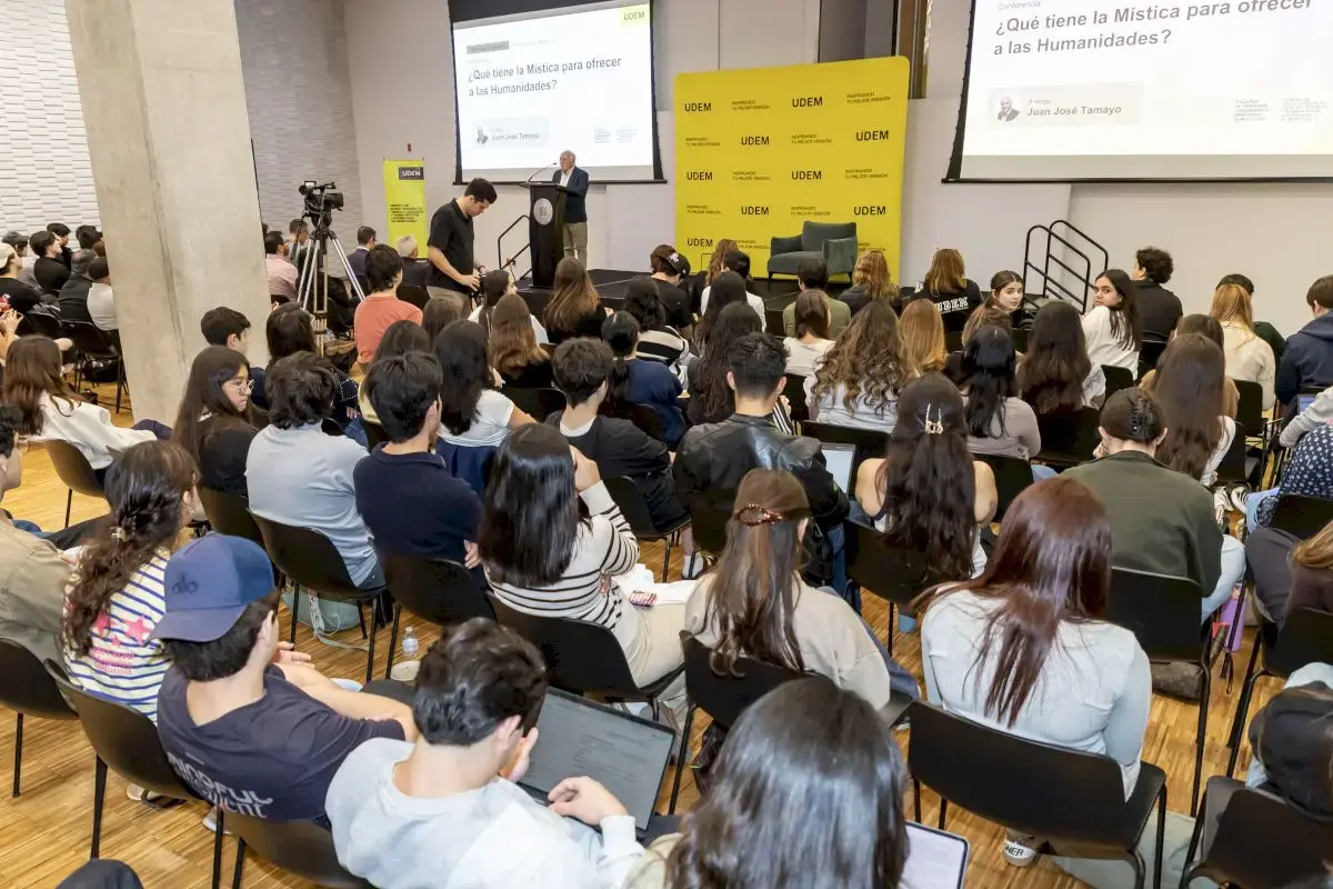 Archivo UDEM