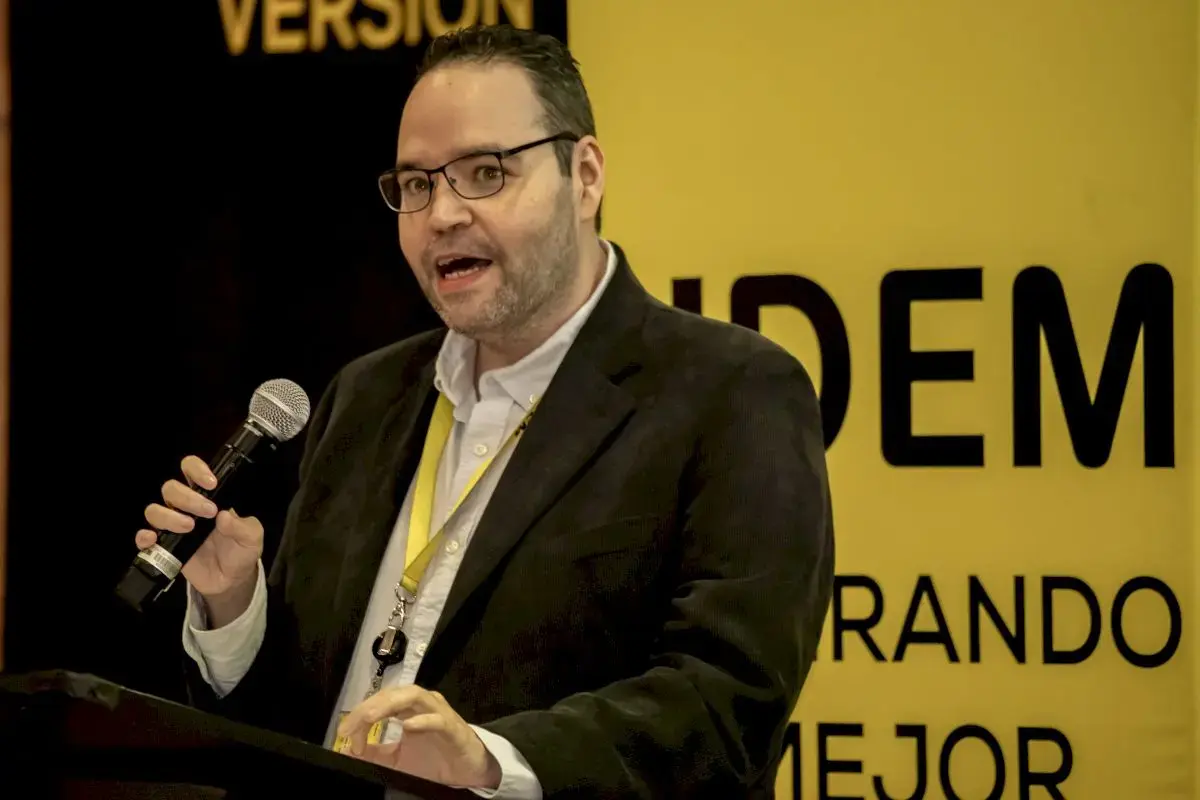 Archivo UDEM