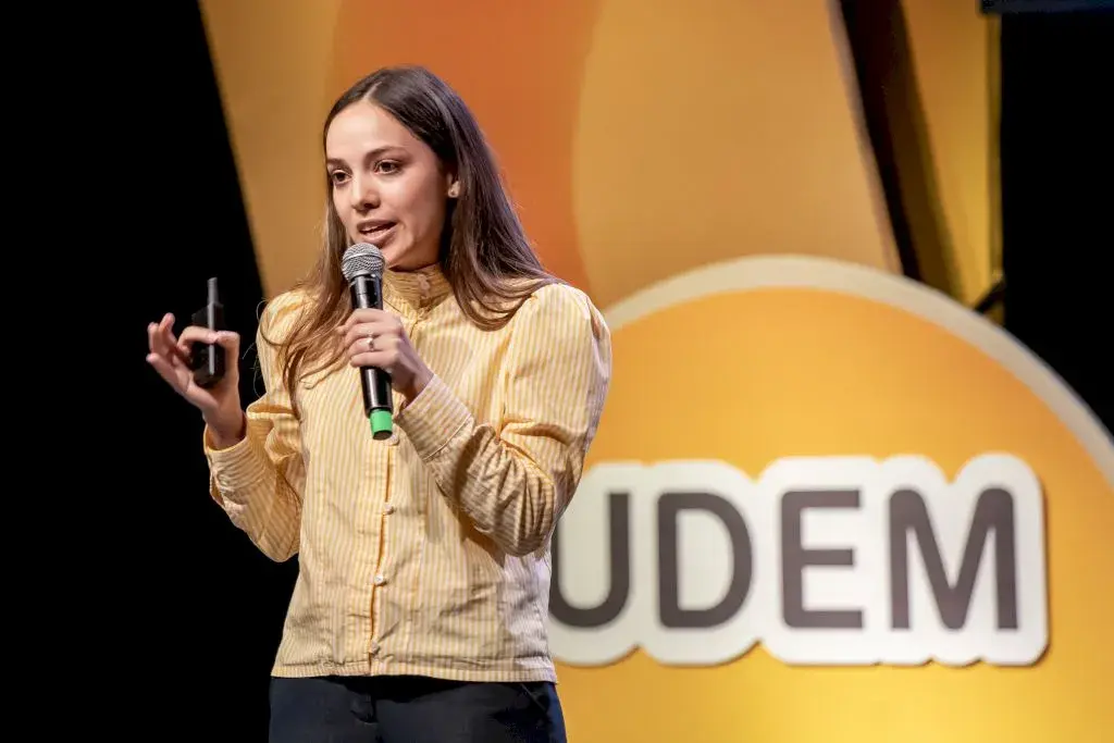 Archivo UDEM
